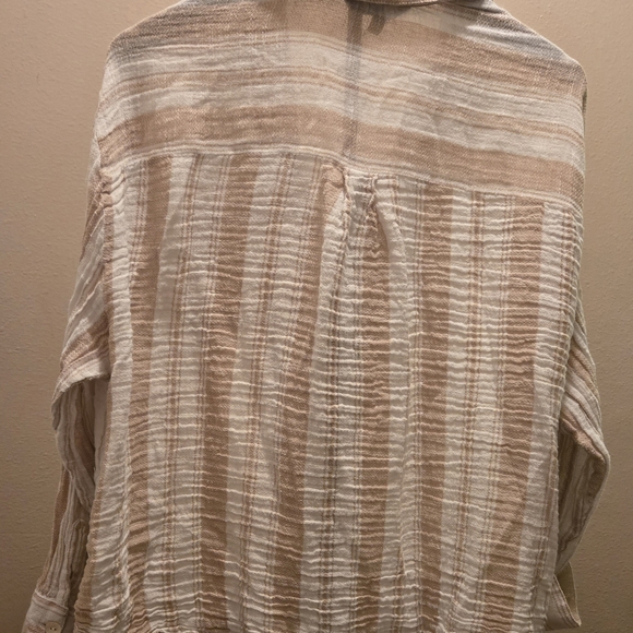 Striped Button-Up Shirt - Picture 5 of 7